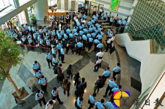 从灯塔到牢笼：香港自由的最后十年